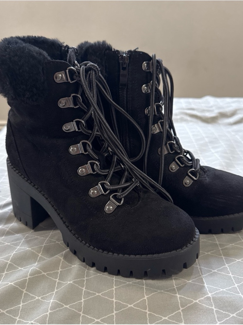 Women’s Black Faux-Shearling Lace-Up Block Heel Boots